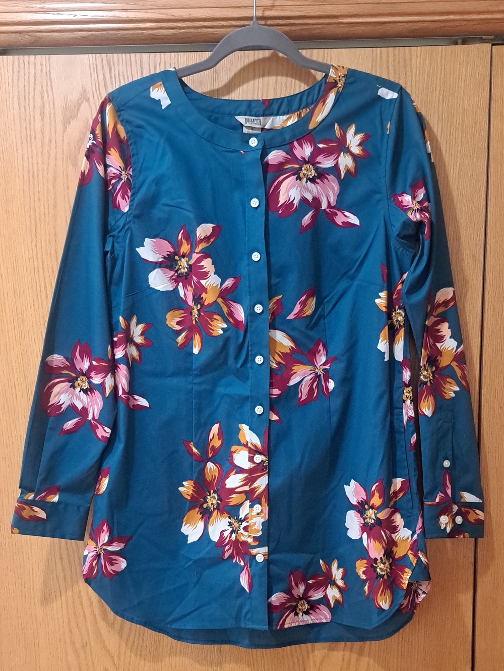 Duluth Trading Co Wrinklefighter Floral Long Sleeve Button Front Tunic Top